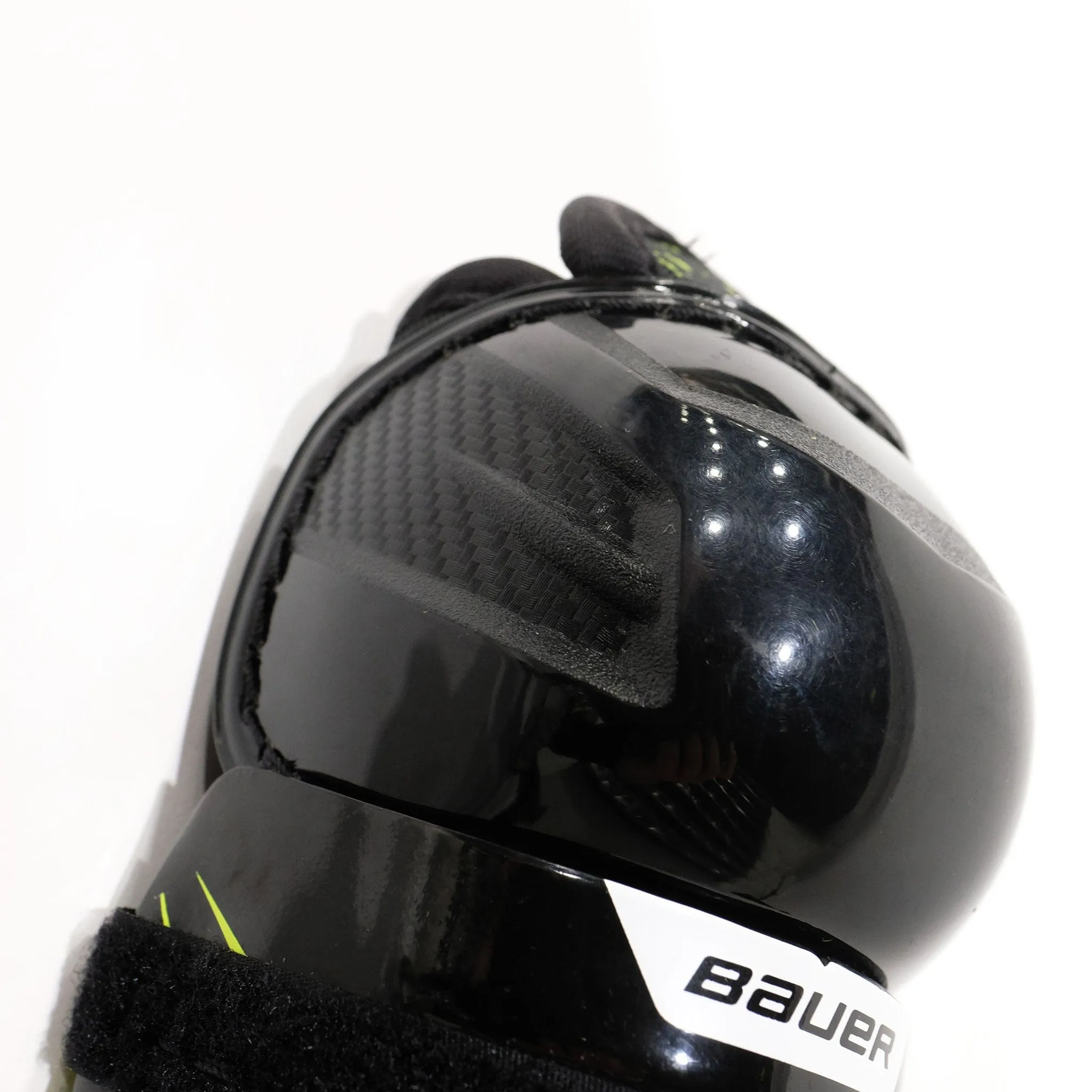 Bauer Vapor Velocity Youth Hockey Shin Guards