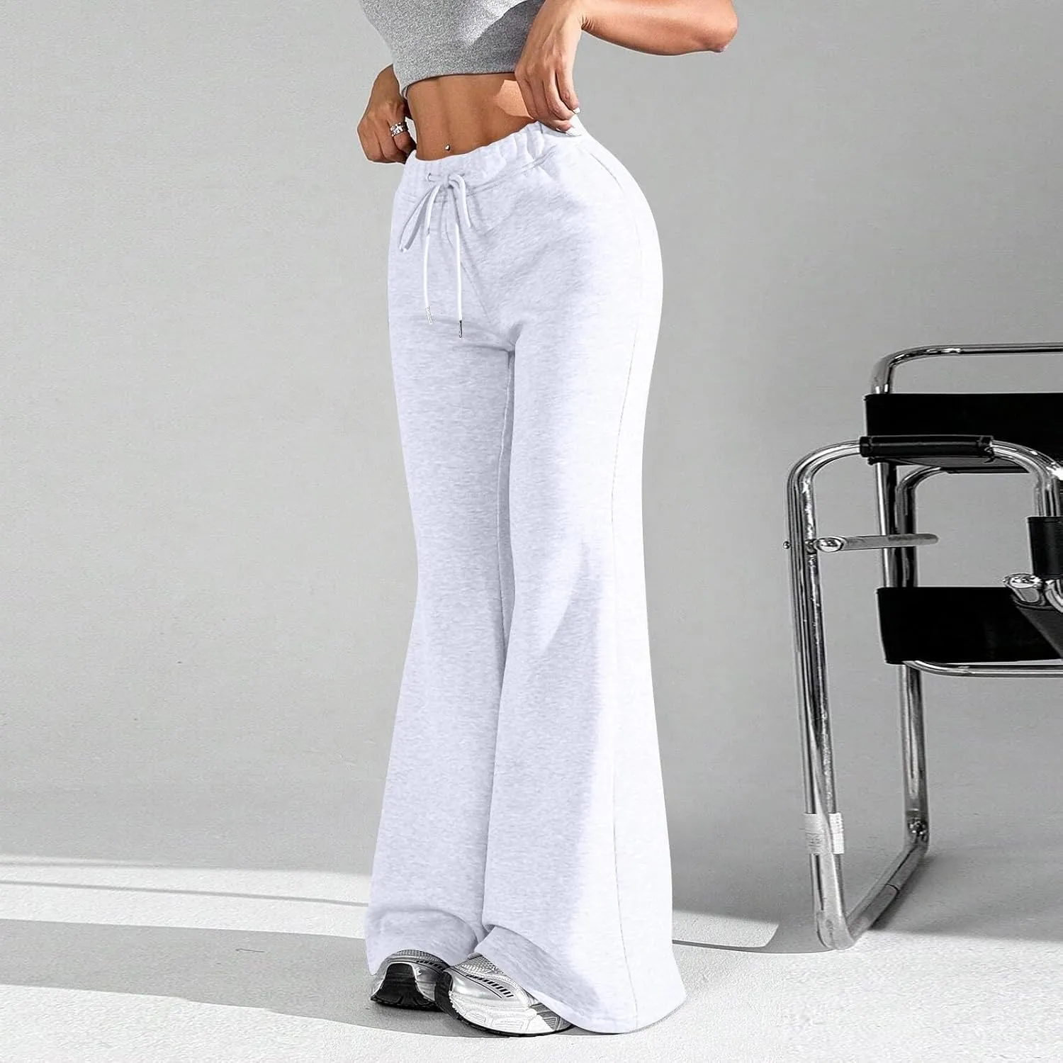 Flare Sweatpants Women High Waisted Wide Leg Pants Comfy Fleece Sweatpants Casual Loose Fit Yoga Pants with Pockets