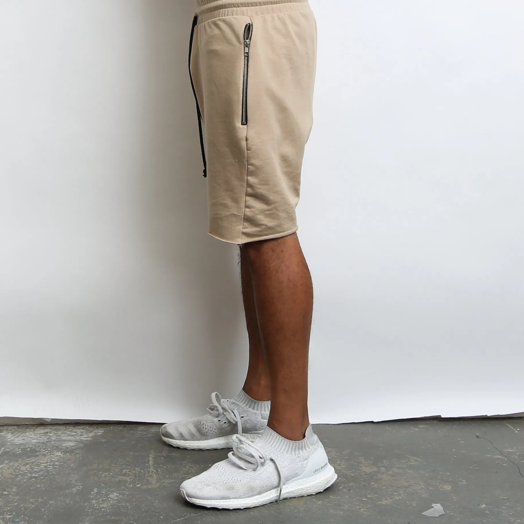 Men's Raw City Cut Short