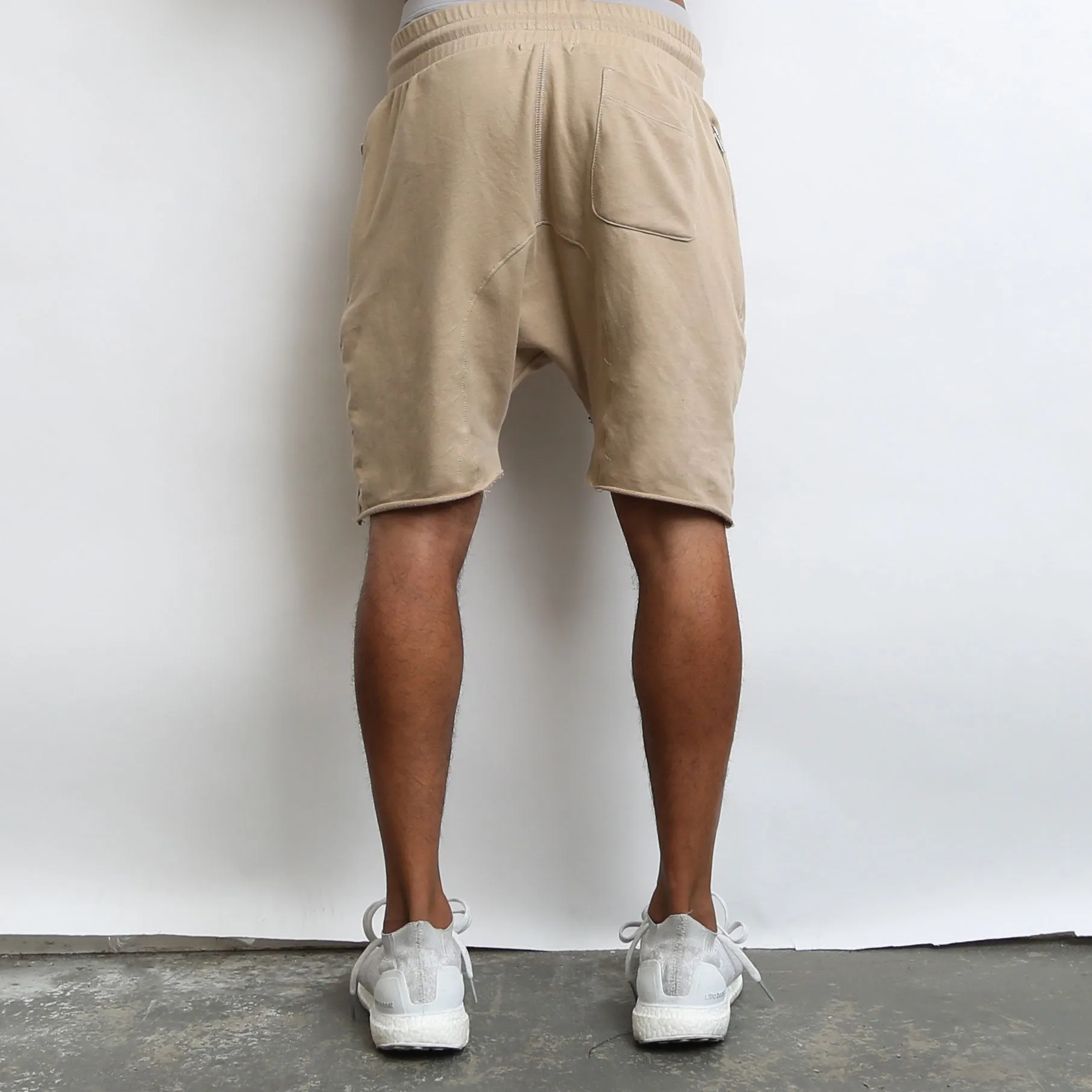 Men's Raw City Cut Short