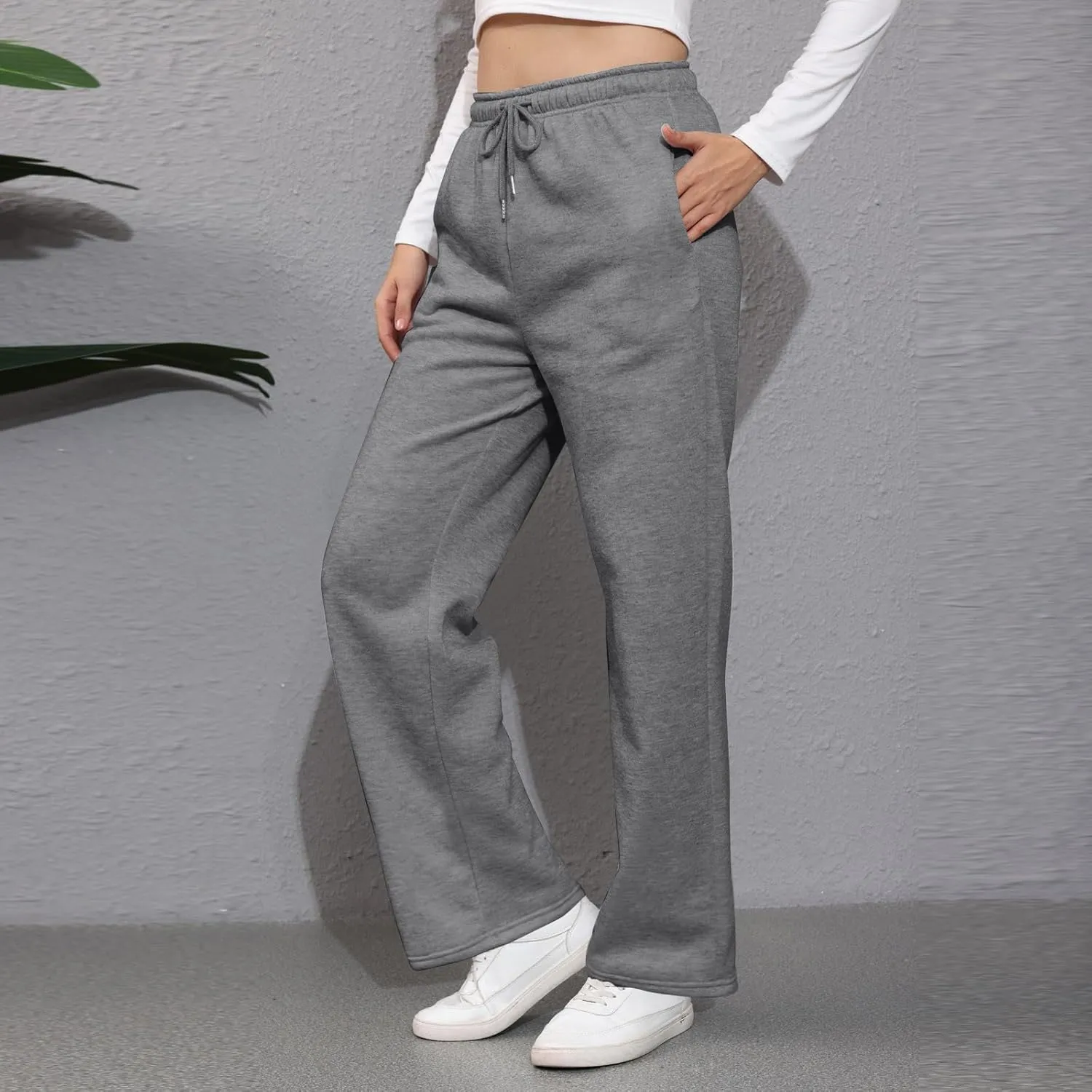 Wide Leg Sweat Pants for Womens High Waisted Fleece Sweatpants with Pockets Y2k Baggy Comfy Athletic Jogger Pants