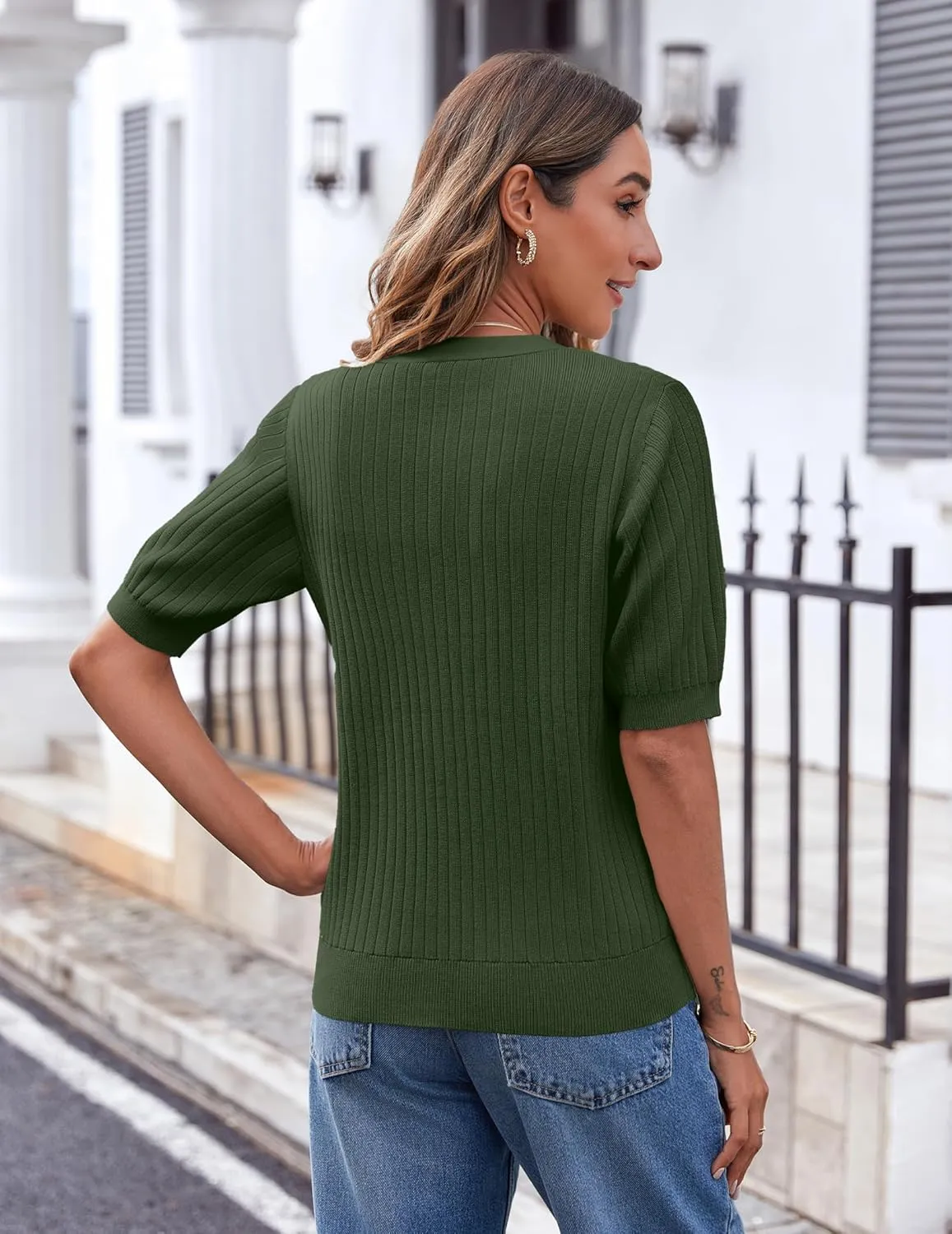 Zeagoo Women's 2025 Summer Short Sleeve Cardigan V Neck Button Down Ribbed Knit Casual Cropped Sweater Tops