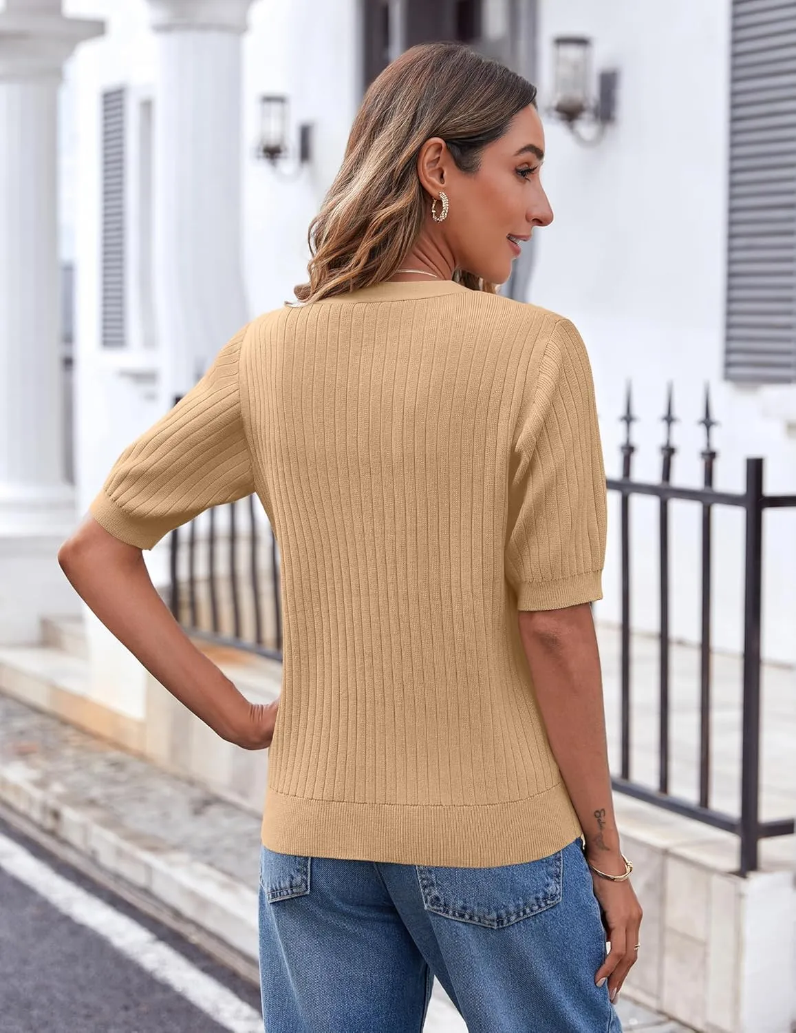 Zeagoo Women's 2025 Summer Short Sleeve Cardigan V Neck Button Down Ribbed Knit Casual Cropped Sweater Tops